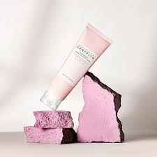 SKIN1004 Mousse nettoyante en profondeur porogène à la centella de Madagascar