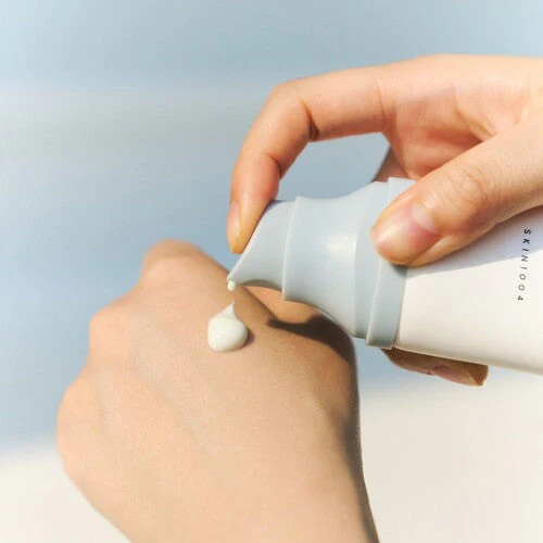 Skin1004 Madagascar Centella Hyalu Cica Water Fit Sun Serum (médicament en vente libre)